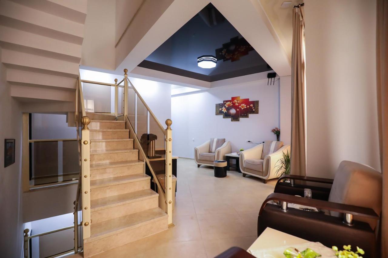 Hotel Sagu Kutaisi Zewnętrze zdjęcie