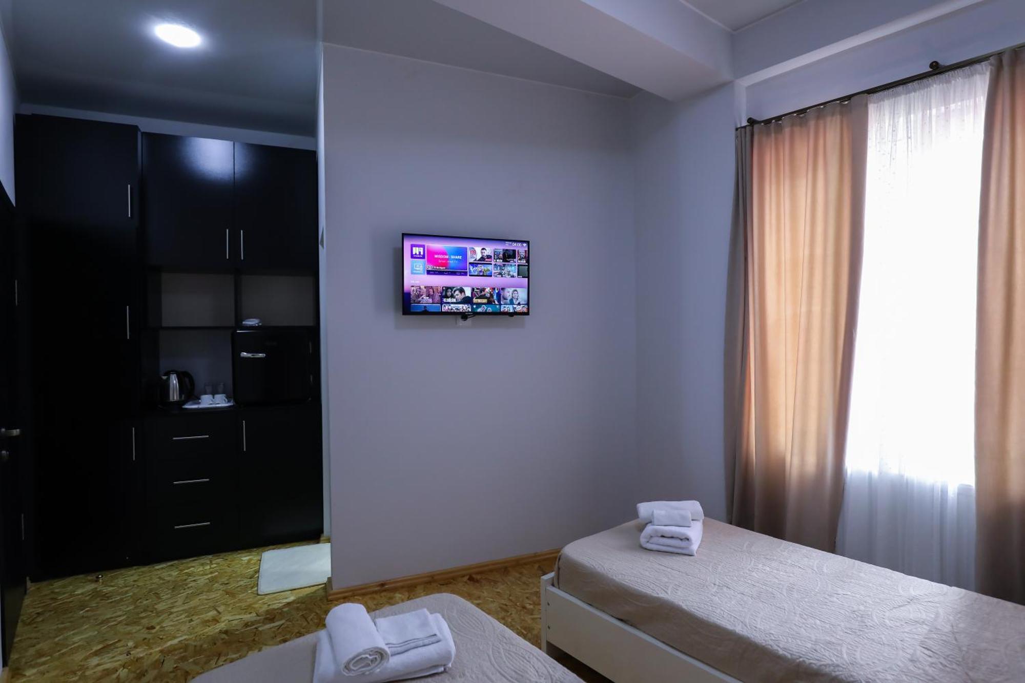 Hotel Sagu Kutaisi Zewnętrze zdjęcie